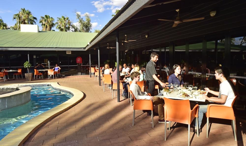 Mercure Alice Springs Resort Exterior photo